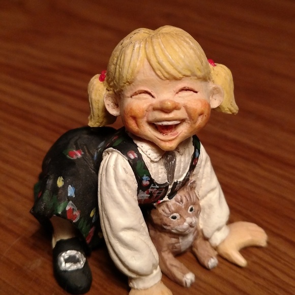 Meet your Posher, Elizabeth - Picture 1 of 1